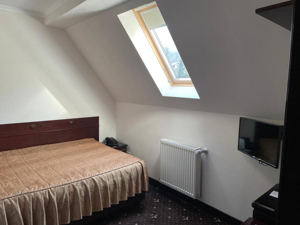 Hotel Arca Lui Noe Синая Екстериор снимка