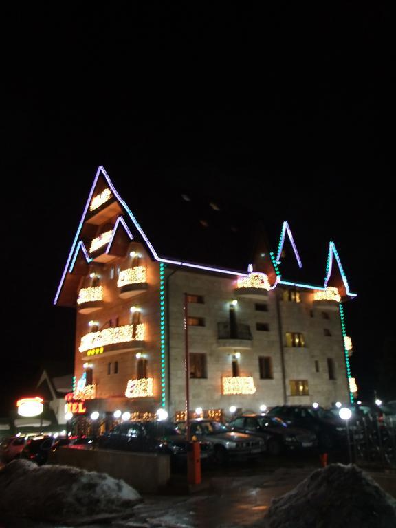 Hotel Arca Lui Noe Синая Екстериор снимка