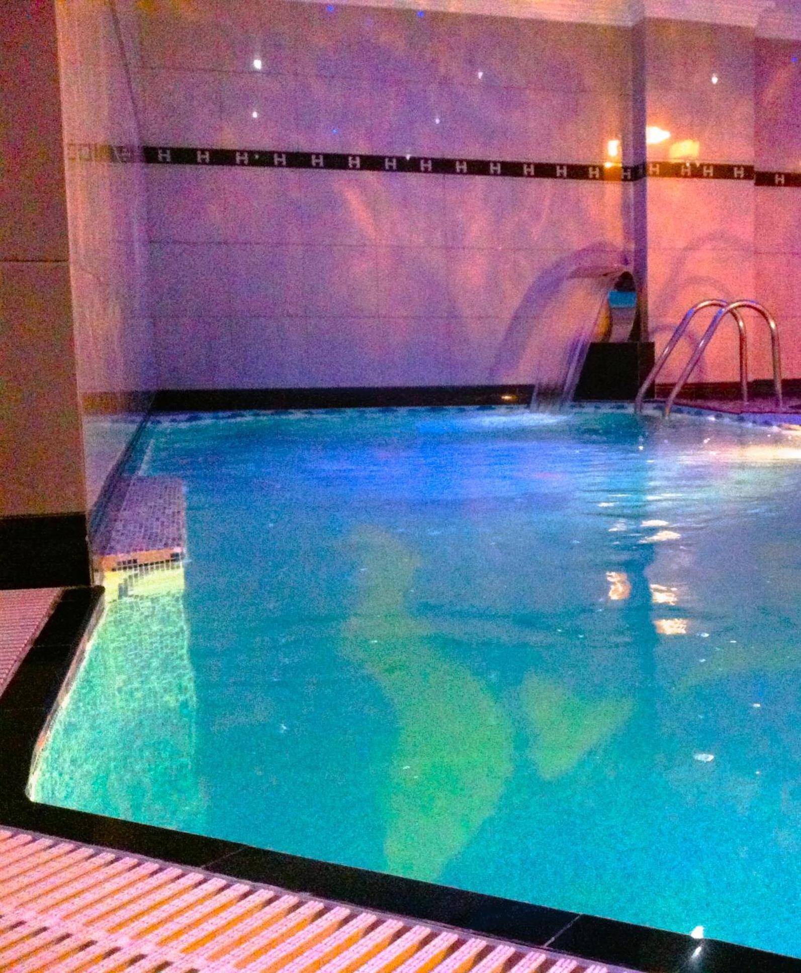Hotel Arca Lui Noe Синая Екстериор снимка