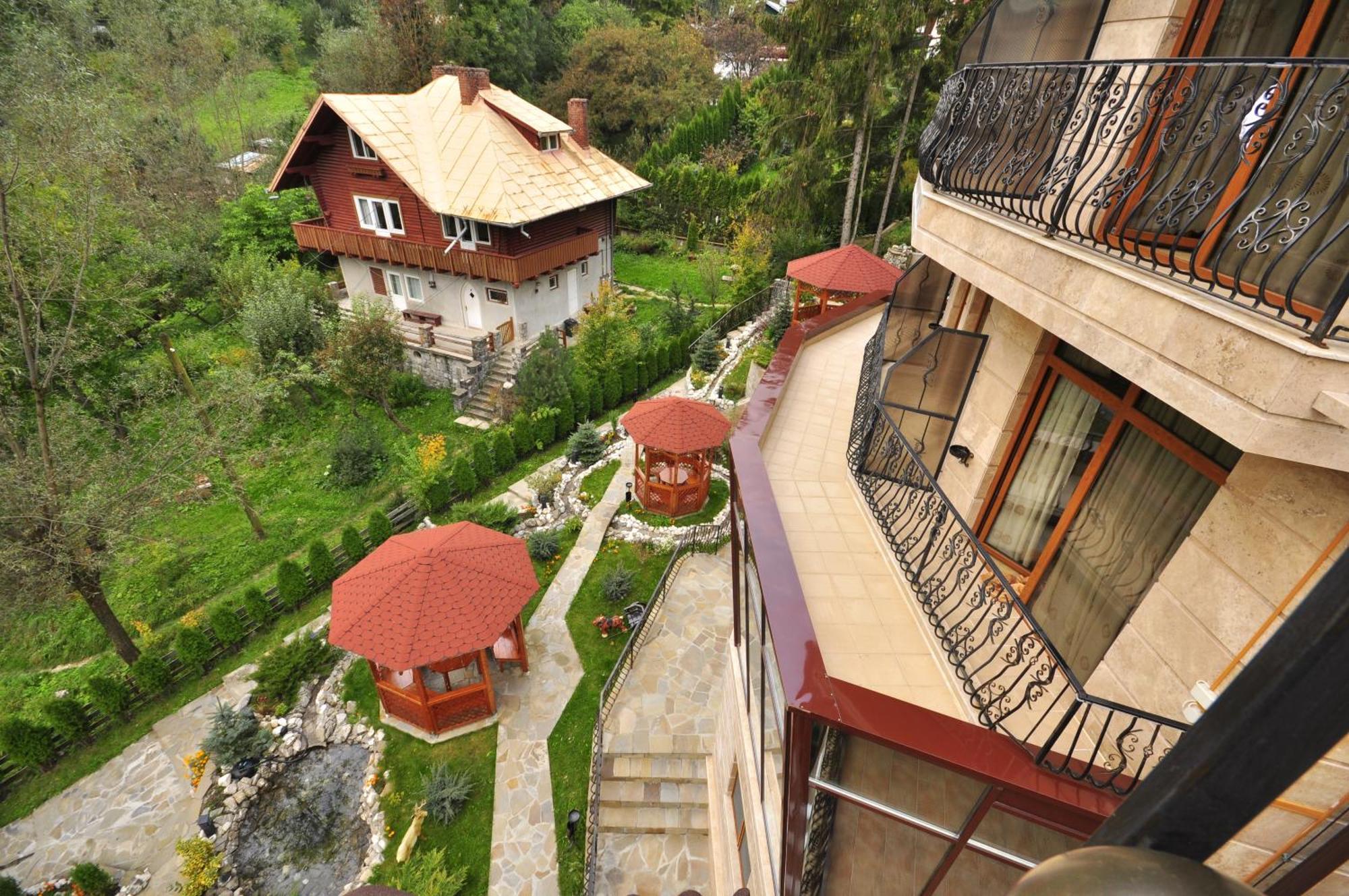 Hotel Arca Lui Noe Синая Екстериор снимка