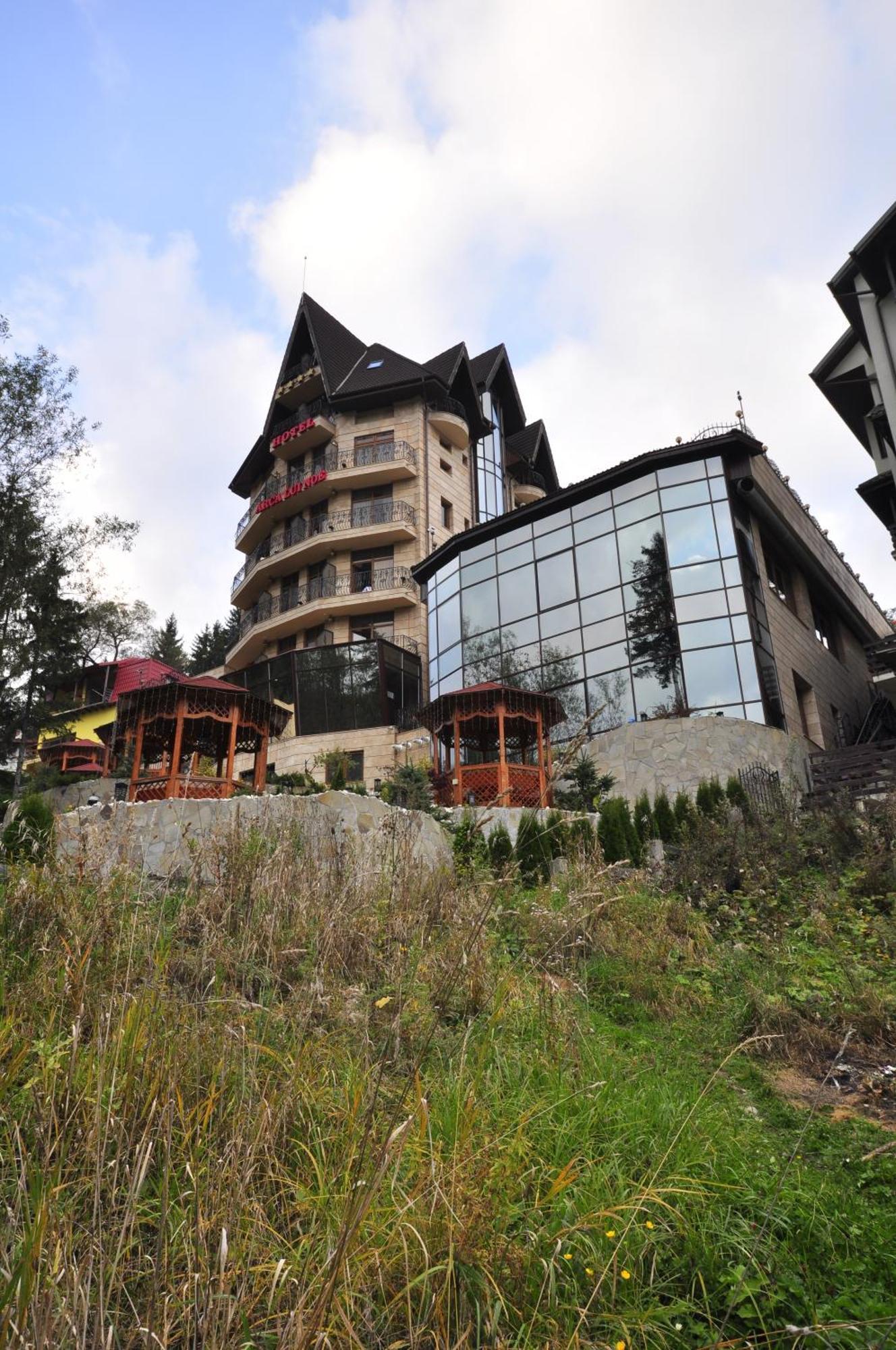 Hotel Arca Lui Noe Синая Екстериор снимка