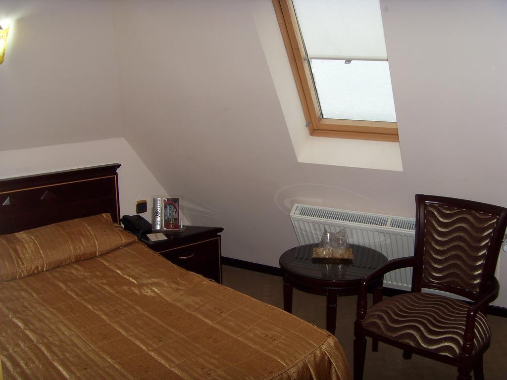 Hotel Arca Lui Noe Синая Екстериор снимка