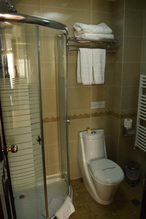 Hotel Arca Lui Noe Синая Екстериор снимка